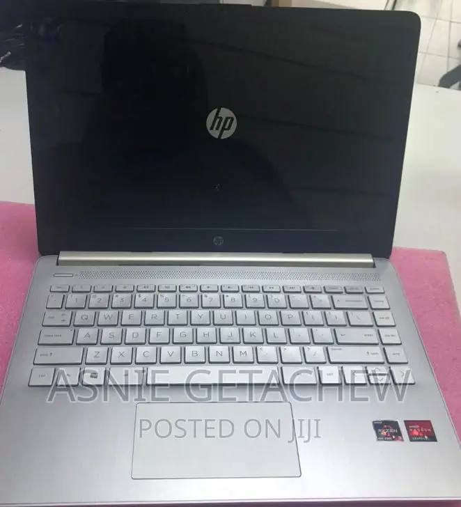 New Laptop HP EliteBook 840 8GB Intel Core I7 HDD 512GB