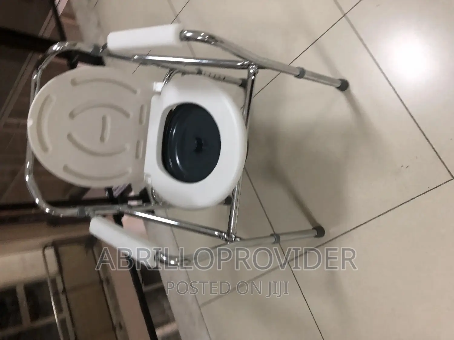 Commode Chair*Toilet Chair/Commode Chair-Commode Chair
