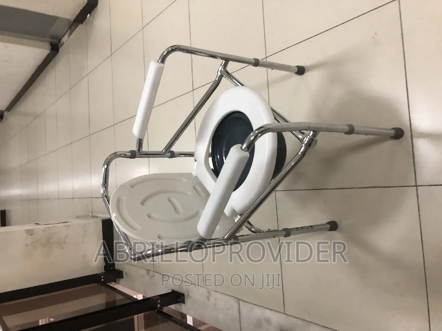 Commode Chair*Toilet Chair/Commode Chair-Commode Chair