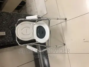 Adjustable Hight Almunium Commode Chair/Commode Chair/Chair