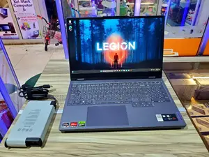 New Laptop Lenovo Legion 5 16GB AMD Ryzen 7 SSD 512GB