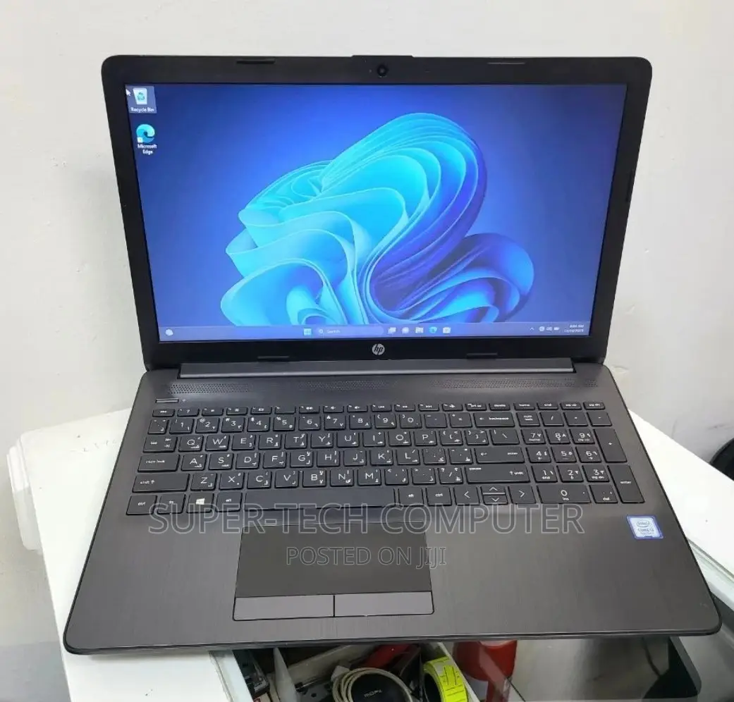 New Laptop HP Stream Notebook 8GB Intel Core I3 HDD 1T