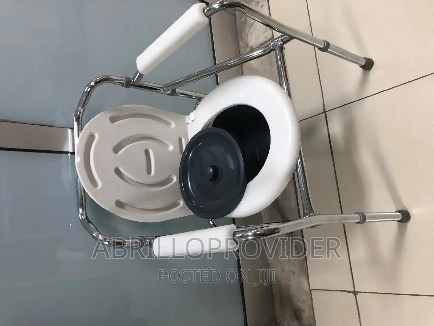 Commode Chair/Commode Chair-Toilet Chair*Commode Chair