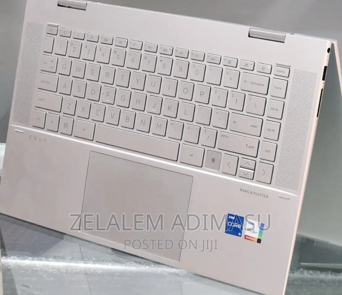 New Laptop HP Envy X360 16GB Intel Core I5 SSD 512GB