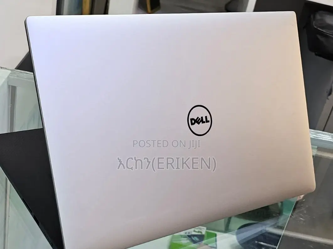 New Laptop Dell XPS 15 16GB Intel Core I7 SSD 512GB