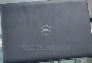 New Laptop Dell Inspiron 15 8GB Intel Core I7 SSD 1T