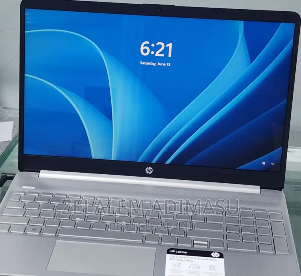 New Laptop HP EliteBook 840 8GB Intel Core I3 SSD 256GB