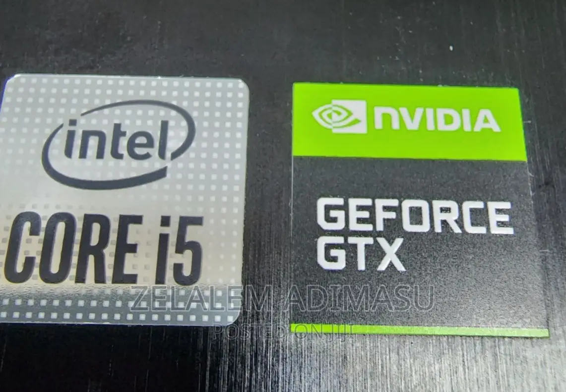 New Laptop MSI GT60-0NG 8GB Intel Core I5 SSD 512GB