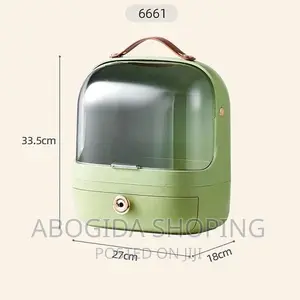 Large Capacity Cosmetic Storage Box