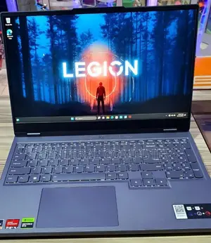 New Laptop Lenovo Legion 5 16GB AMD Ryzen 7 SSD 512GB