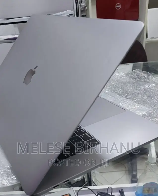 New Laptop Apple MacBook Pro 32GB Intel Core I9 SSD 1T