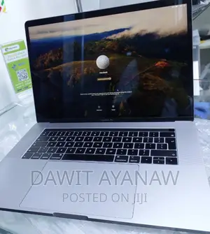 Photo - New Laptop Apple MacBook Pro 2020 32GB Intel Core I9 SSD 1T