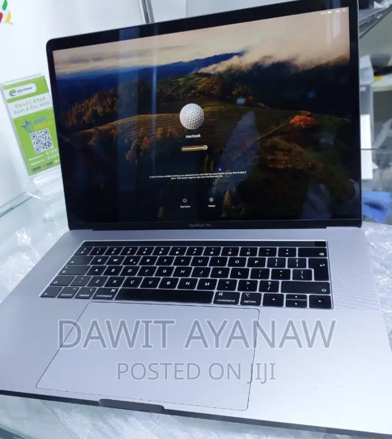 New Laptop Apple MacBook Pro 2020 32GB Intel Core I9 SSD 1T