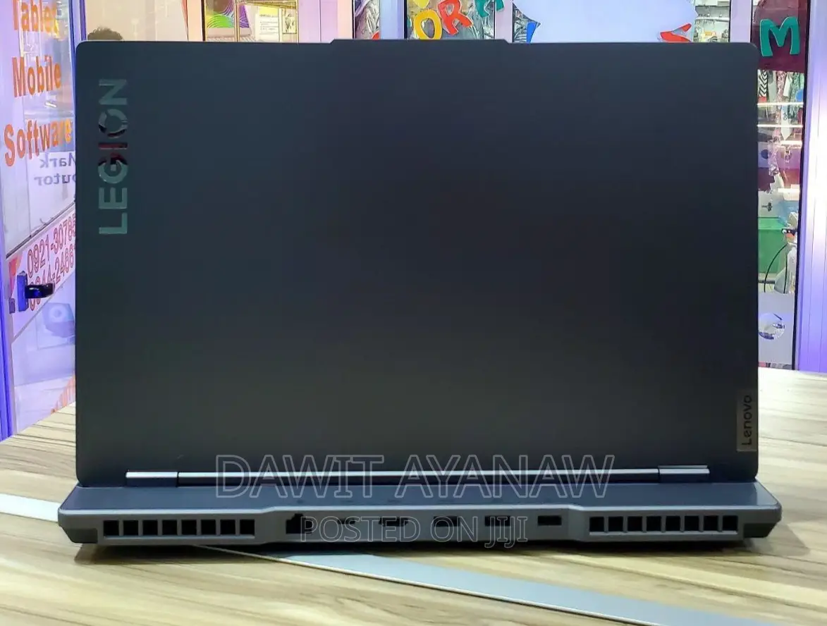 New Laptop Lenovo 16GB AMD Ryzen 7 SSD 512GB