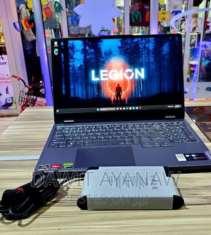 New Laptop Lenovo 16GB AMD Ryzen 7 SSD 512GB
