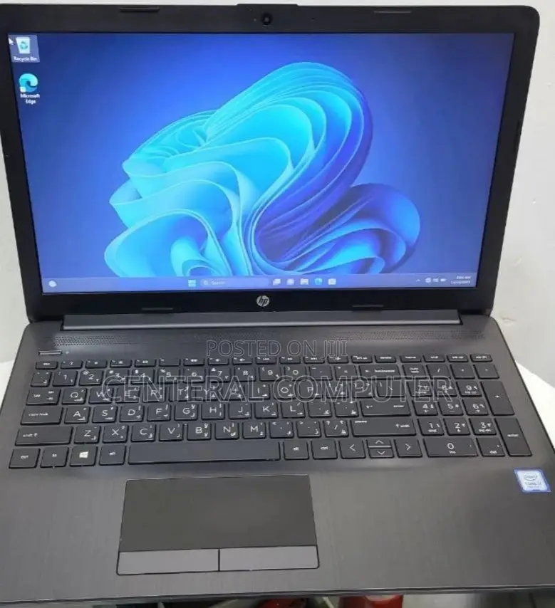New Laptop HP Stream Notebook 8GB Intel Core I3 HDD 1T