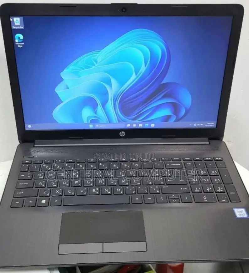 New Laptop HP Stream Notebook 8GB Intel Core I3 HDD 1T