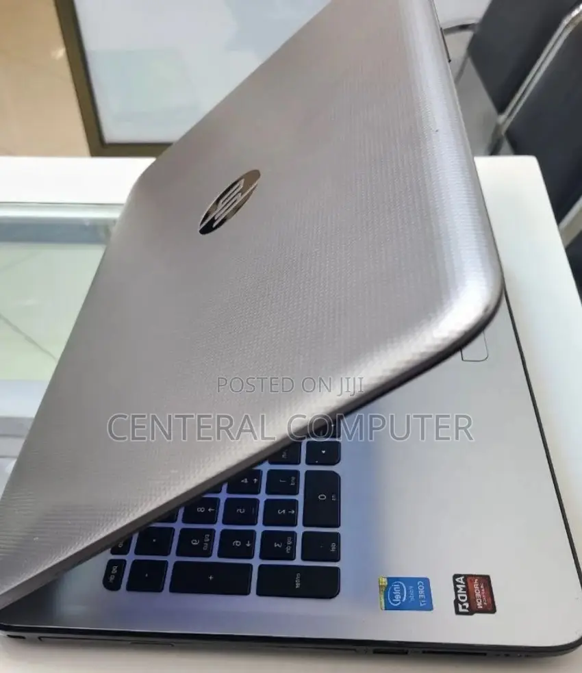 New Laptop HP Stream Notebook 8GB Intel Core I7 HDD 1T