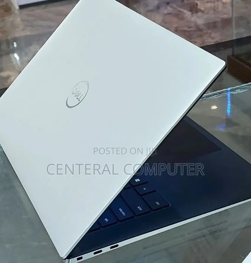 New Laptop Dell XPS 15 (9550) 16GB Intel Core I7 SSD 512GB