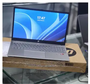 Photo - New Laptop HP Stream Notebook 4GB AMD Ryzen 3 SSD 256GB