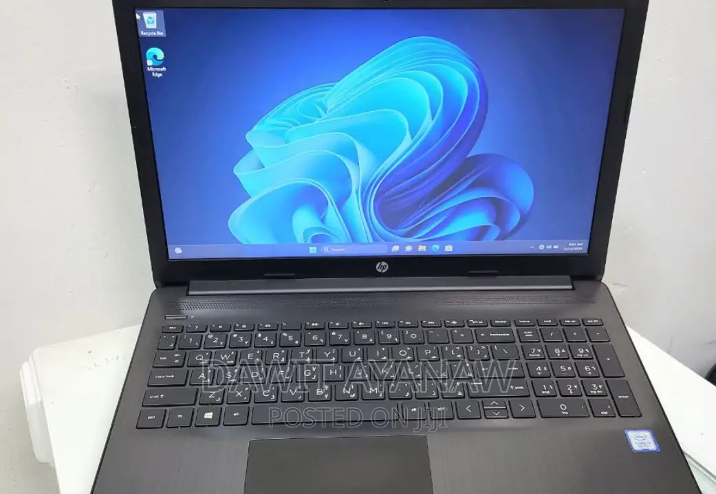 New Laptop HP Stream Notebook 8GB Intel Core I3 SSD 1T