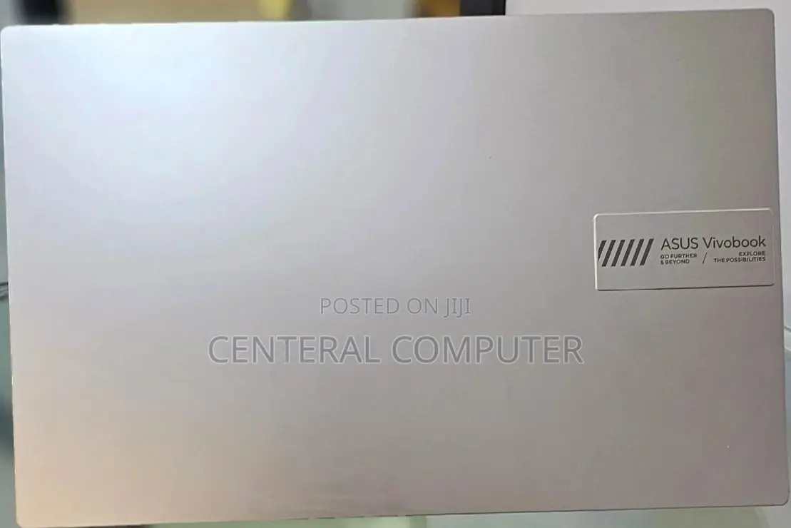 New Laptop Asus VivoBook S15 S530UN 8GB Intel Core I3 SSD 512GB