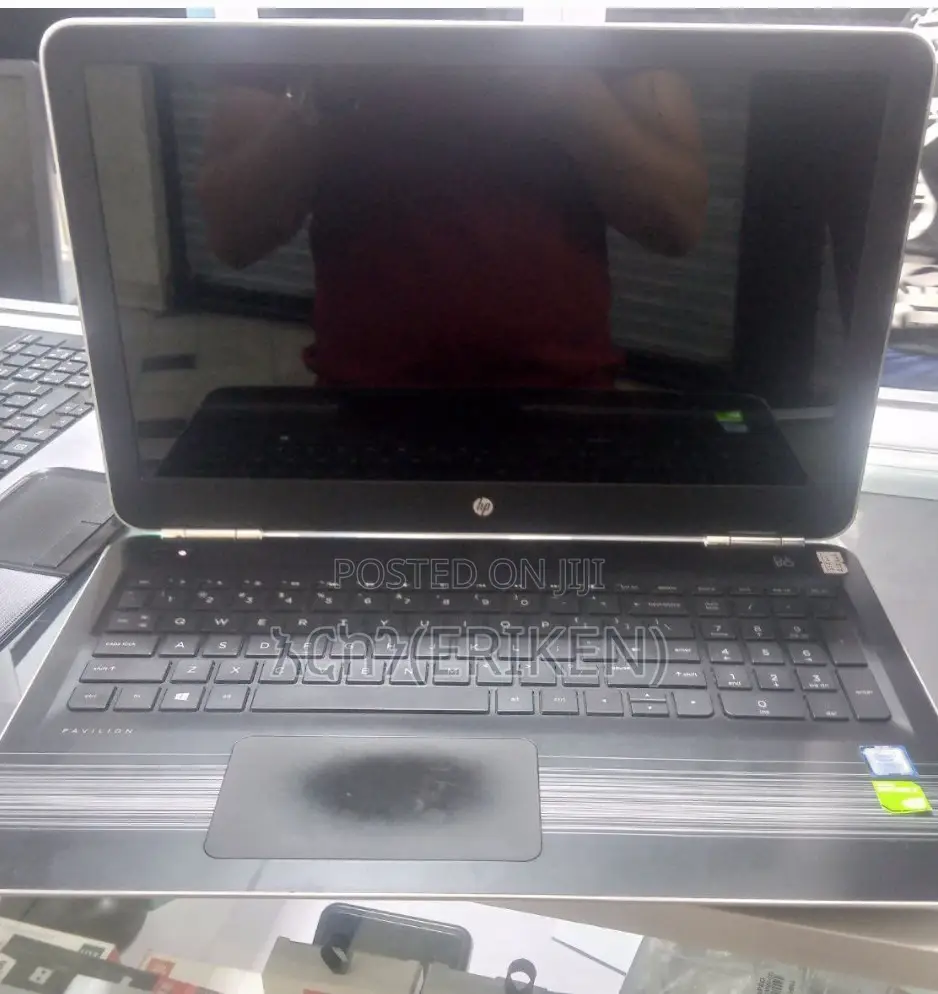 New Laptop HP Pavilion 15 8GB Intel Core I5 HDD 1T