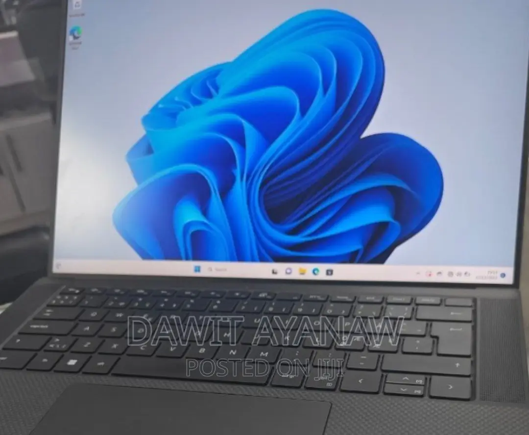 New Laptop Dell 32GB Intel Core I7 SSD 512GB