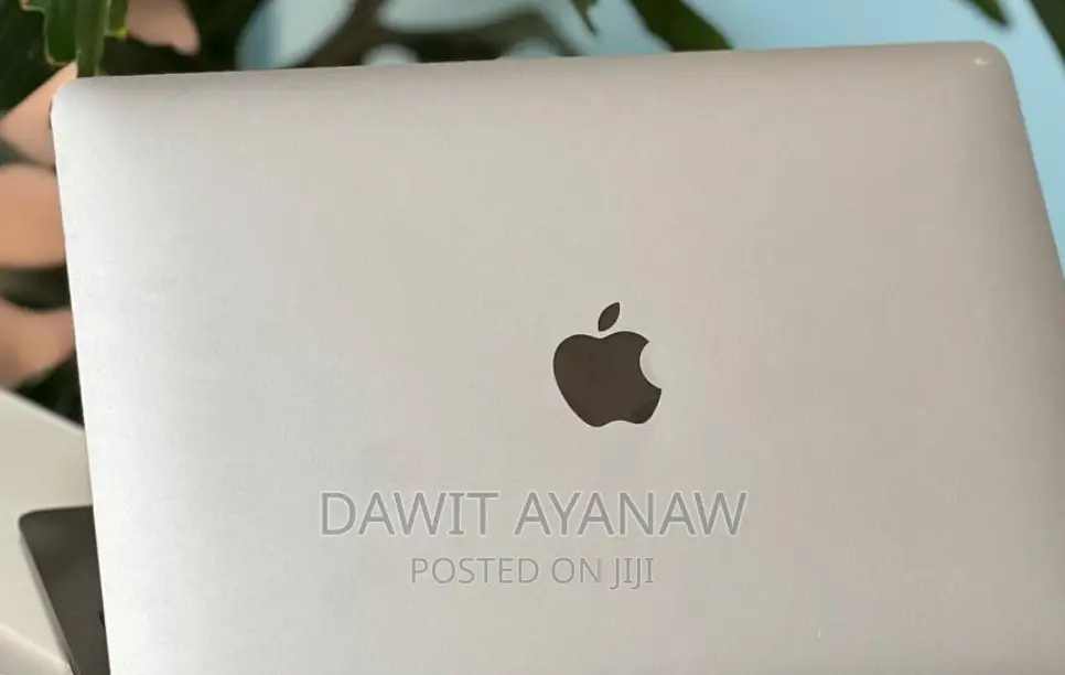 New Laptop Apple MacBook Air 2020 M1 8GB Apple M1 SSD 256GB