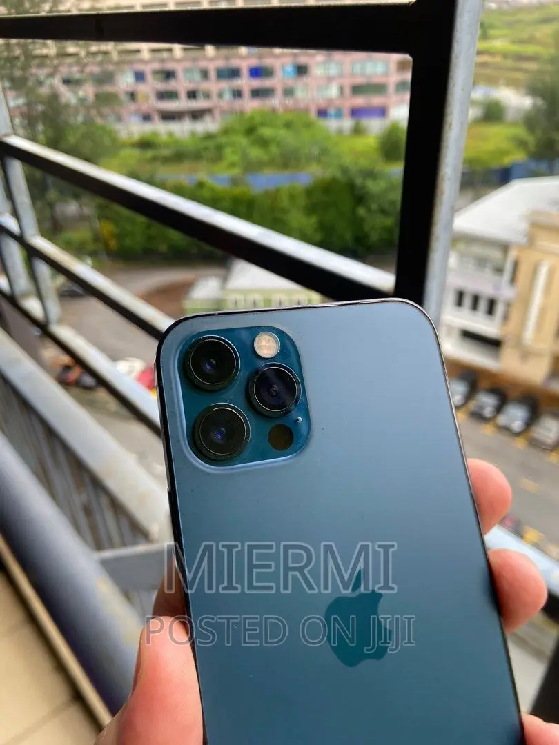 New Apple iPhone 12 Pro 256 GB Blue