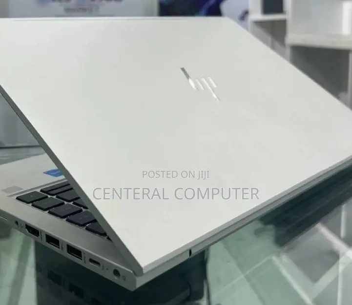 New Laptop HP ProBook 440 G8 16GB Intel Core I7 SSD 512GB
