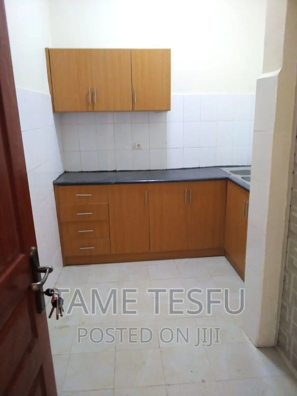 Furnished 5bdrm House in Hayat, Bole for sale