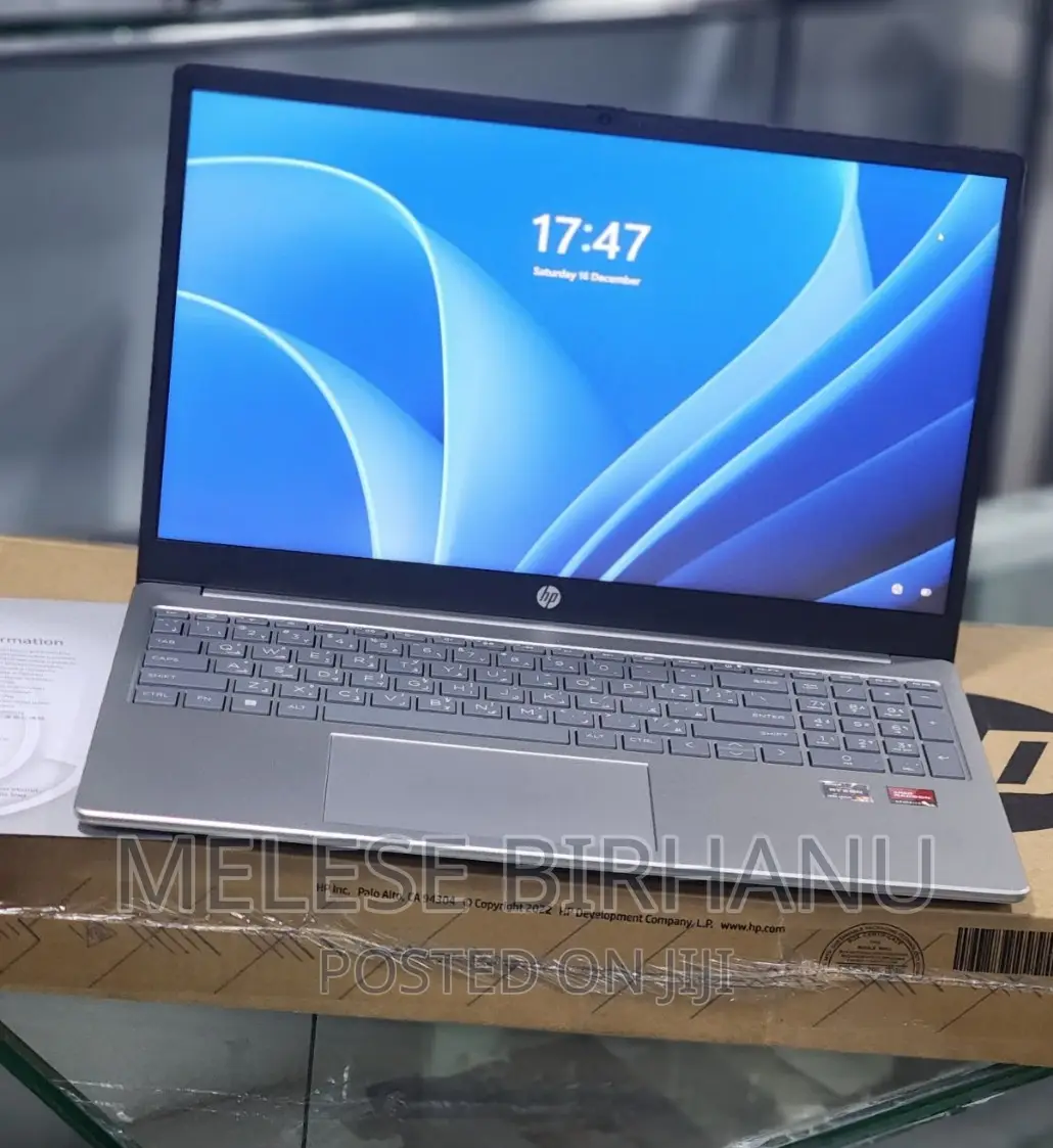 New Laptop HP Stream Notebook 4GB AMD Ryzen 3 SSD 256GB