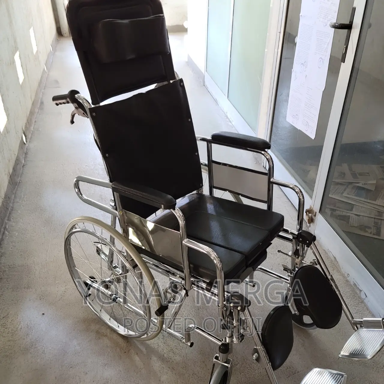 Wheelchair Dual Functions at the Back for Reclining Brakes