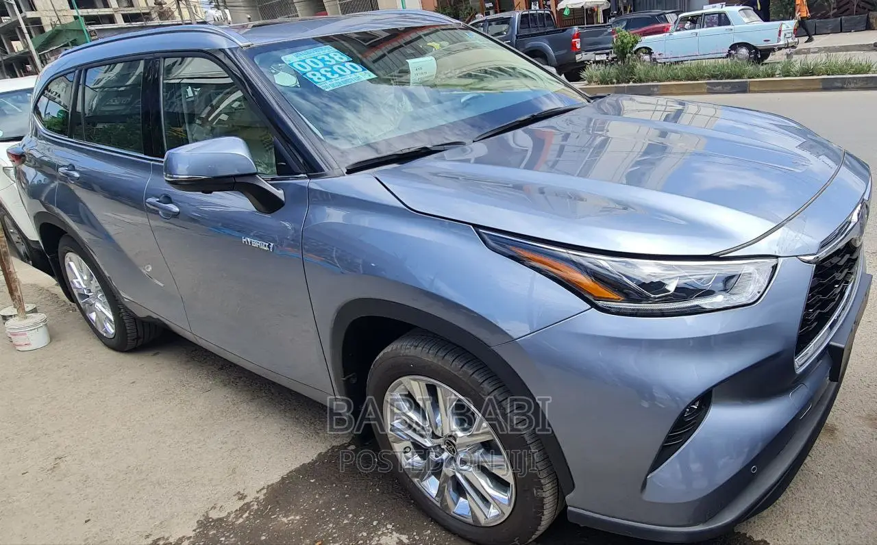New Toyota Highlander 2023 Blue