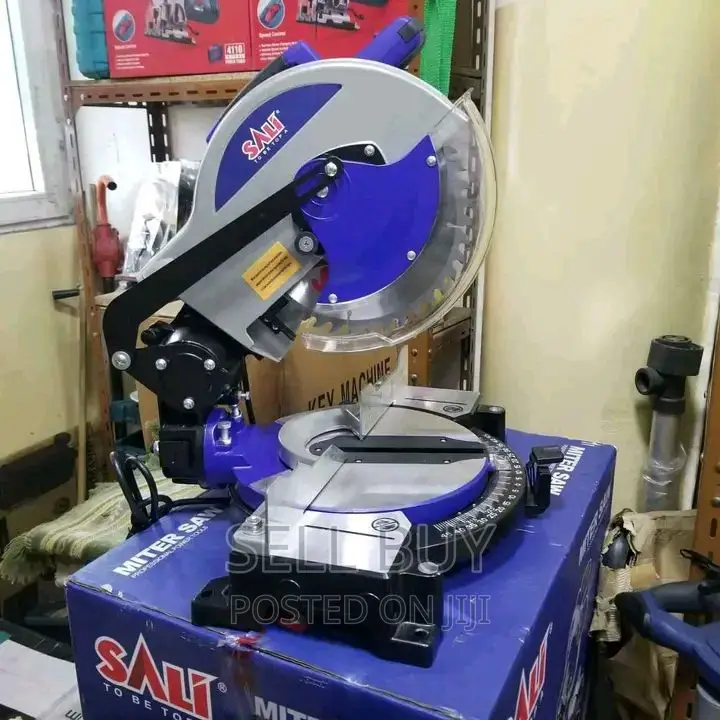 Sali Metir Saw 1800W