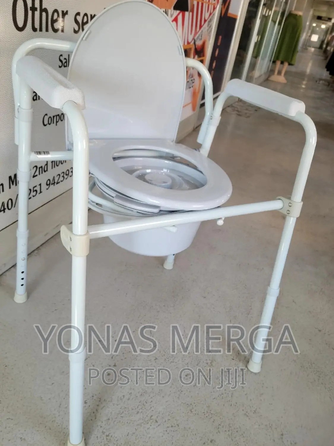 Toilet Replacement Bucket Chair/Bedside Tabletoilet Chair