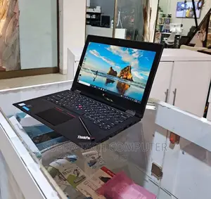 New Laptop Lenovo Yoga 260 8GB Intel Core I5 SSD 512GB