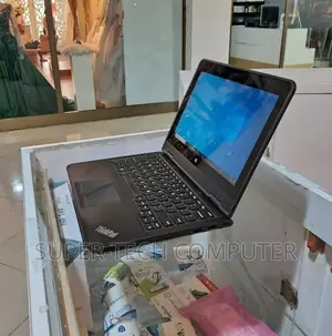 Photo - New Laptop Lenovo ThinkPad Yoga 4GB Intel Core 2 Quad HDD 500GB