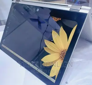 New Laptop HP Envy X360 12GB Intel Core I5 SSD 256GB