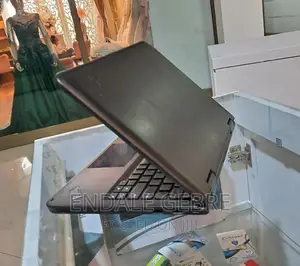 Photo - New Laptop Lenovo Yoga 11e 4GB Intel Core 2 Quad HDD 500GB