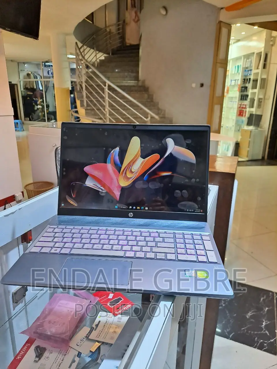 New Laptop HP Pavilion 15 8GB Intel Core I5 SSD 512GB