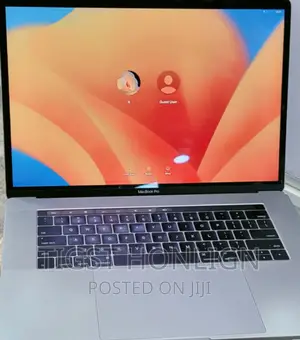 New Laptop Apple MacBook Pro 2017 16GB Intel Core I7 SSD 256GB