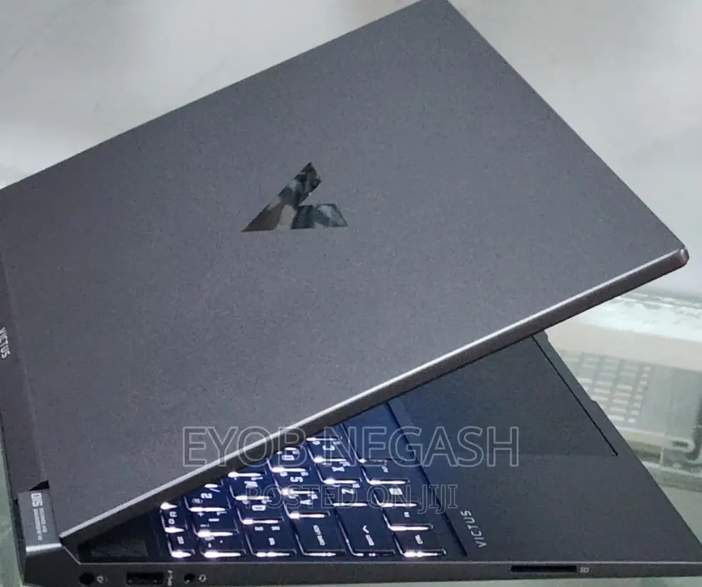 New Laptop HP Victus 16 16GB AMD Ryzen 5 SSD 512GB