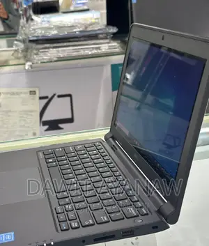 New Laptop Dell 4GB Intel Core 2 Quad HDD 500GB