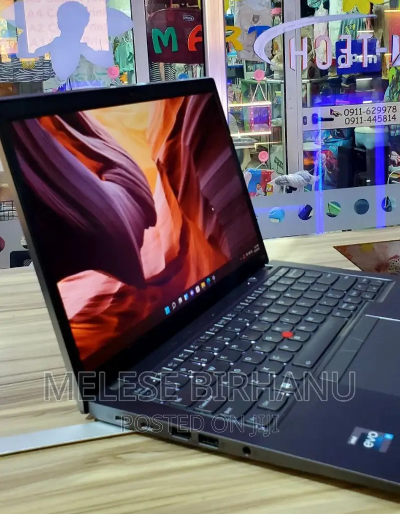 New Laptop Lenovo Thinkpad X13 Yoga 16GB Intel Core I7 SSD 512GB