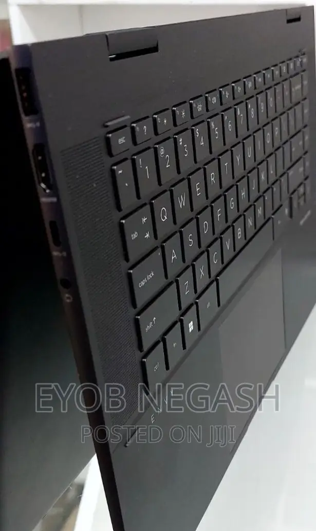 New Laptop HP Envy X360 16GB AMD Ryzen 7 SSD 512GB