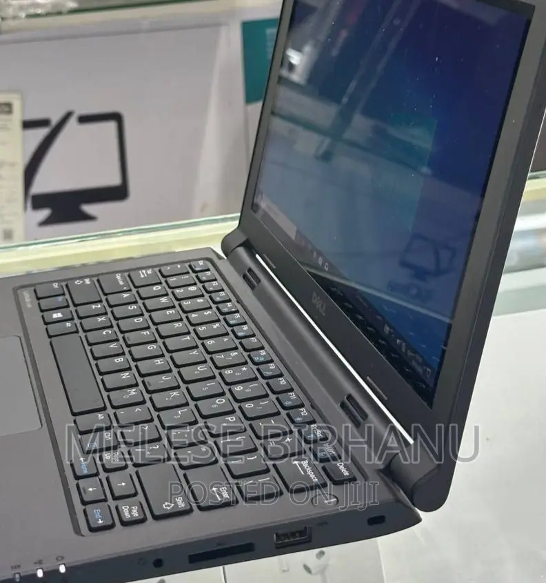 New Laptop Dell Latitude 11 3160 4GB SSD 500GB