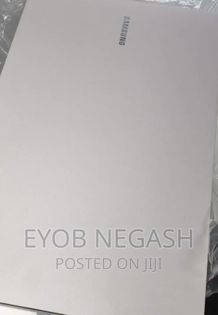 New Laptop Samsung NP-X360 16GB Intel Core I7 SSD 1T