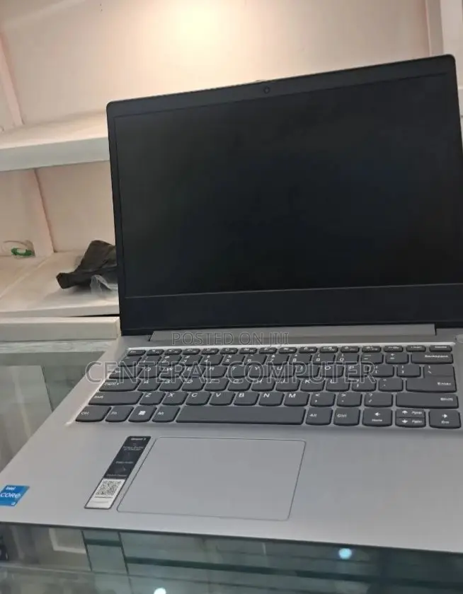 New Laptop Lenovo IdeaPad Z585 8GB Intel Core I3 SSD 256GB